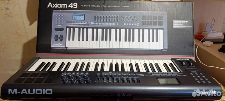 Миди клавиатура 49