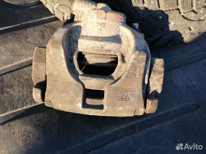 Суппорт тормозной Ford Mondeo 4