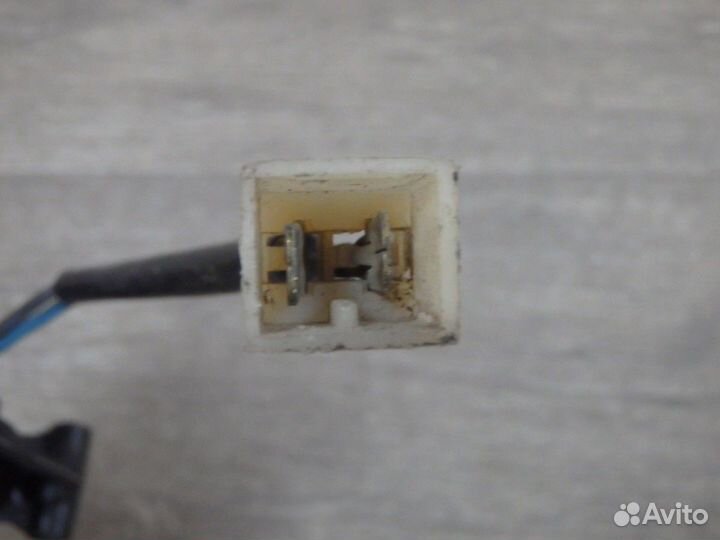 Моторчик стеклоподъемника передний левый 2110