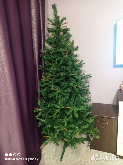 Елка искусственная