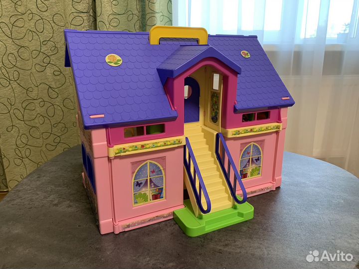Домик кукольный