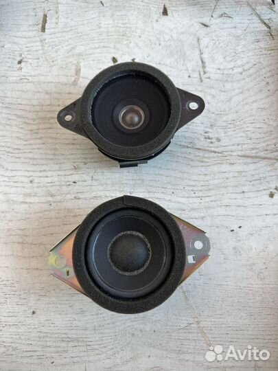 Lexus RX4 Колонка торпеды