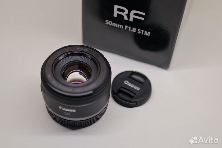 Объектив Canon RF 50mm F1.8 STM