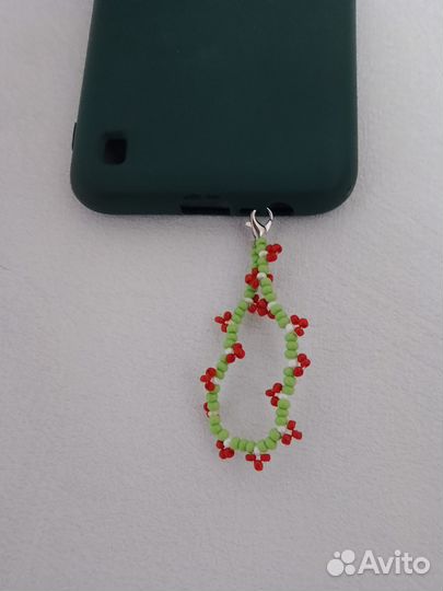 Подвеска для телефона из бисера