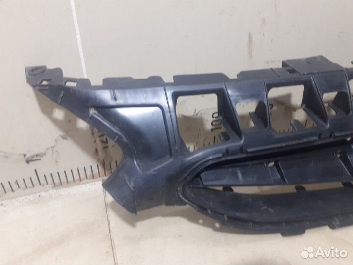 Решетка радиатора Hyundai Solaris 1