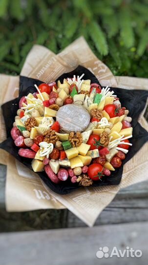 Сырный букет из сыра и орехов съедобный вкусный