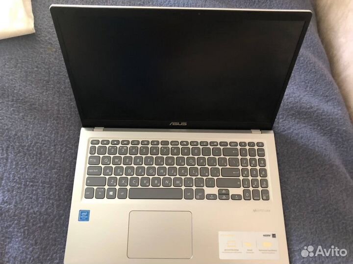 Ноутбук asus