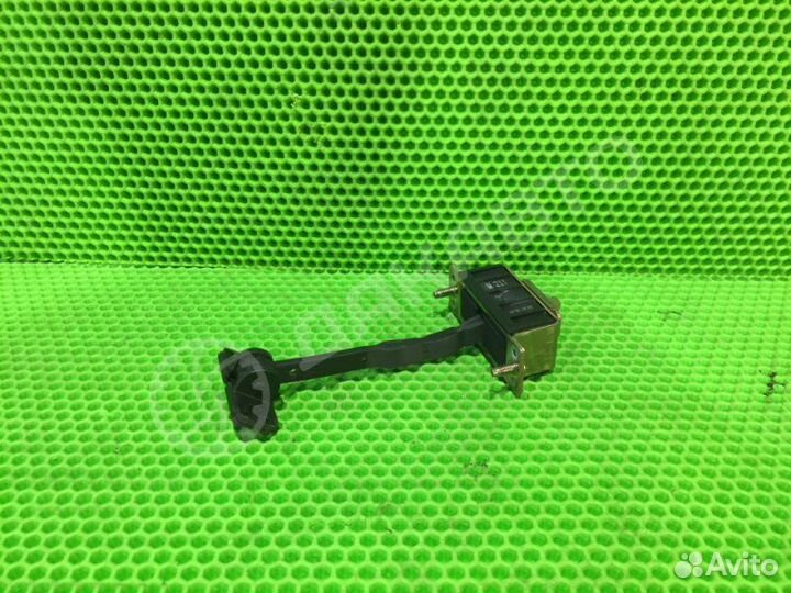 Ограничитель двери передний Mercedes-Benz E W211