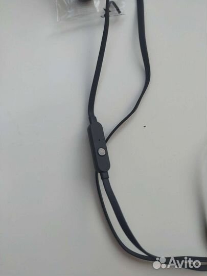 Внутриканальные наушники JBL T110