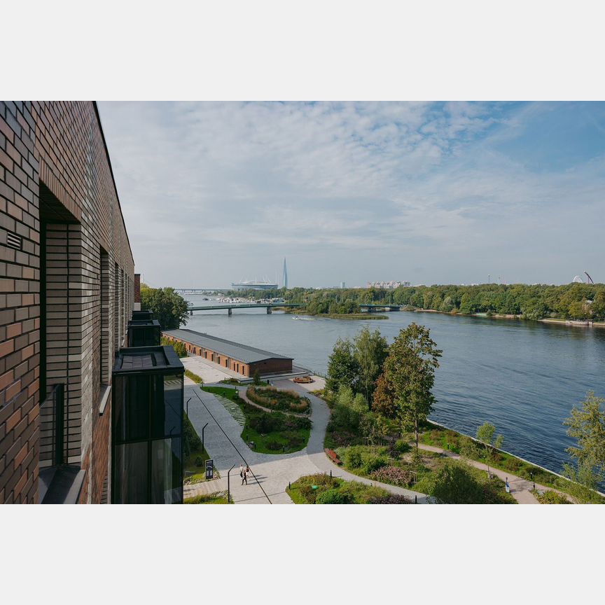 3-к. квартира, 140,9 м², 8/9 эт.