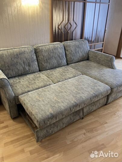 Угловой диван и кресло бу