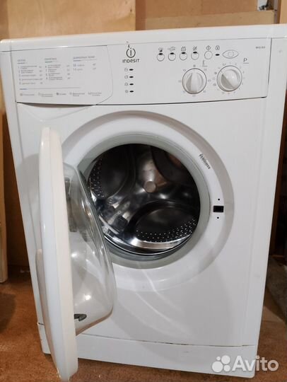 Стиральная машина indesit