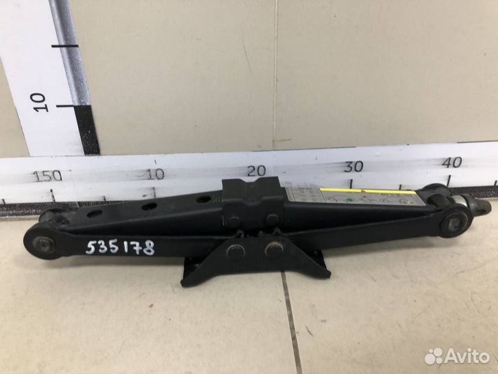 Домкрат Volkswagen Polo Sed RUS 2011