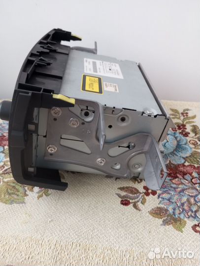 Магнитола оригинал Toyota Rav-4