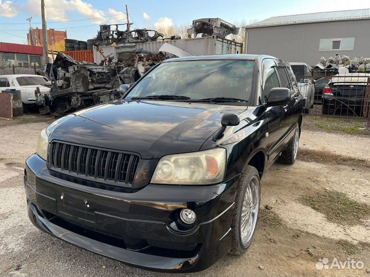 Панель пола багажника левая Toyota Kluger V 2005 M