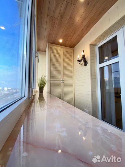 Остекление и отделка балкона, шкафы