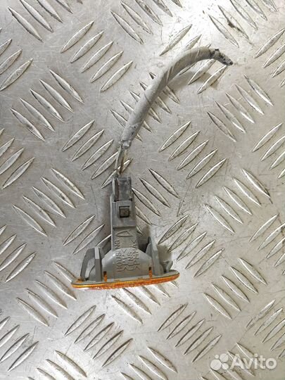 Повторитель в крыло левый Daihatsu Atrai 7