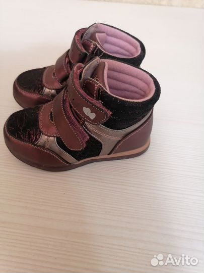 Ботинки для девочки