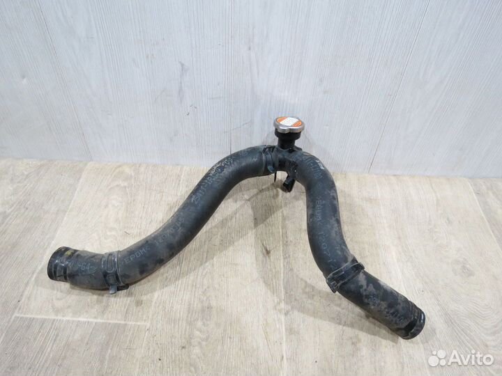 Горловина радиатора Kia Rio 3