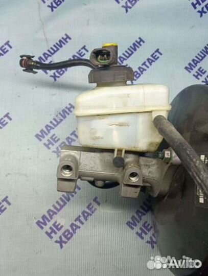 Вакуумный усилитель тормозов и гтц Рено Дастер