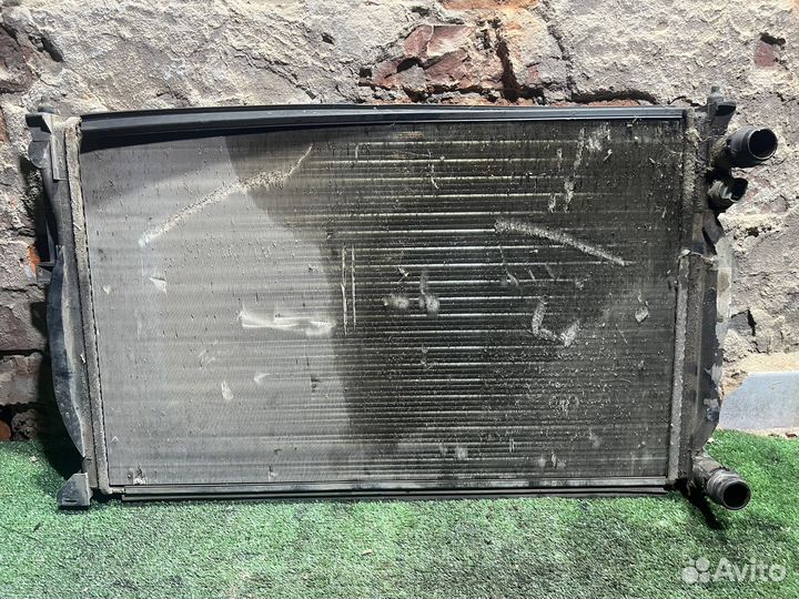 Радиатор основной для Audi A4 B5 1998 г.в