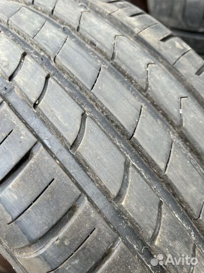 Kumho Ecsta HS51 215/55 R16
