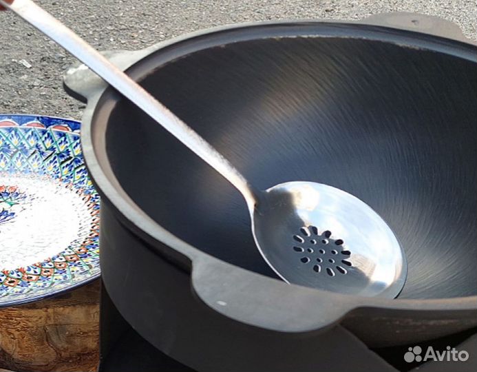 Казан чугунный с печкой