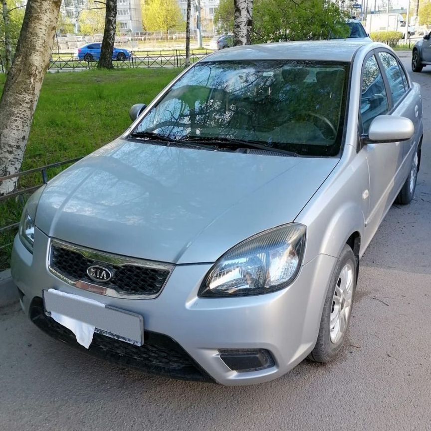 Купить Kia Rio механика с пробегом от 200 000 ₽ в Санкт