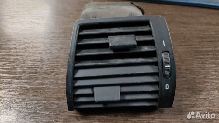 Дефлектор воздушный левый Bmw X5 E53 M62 4.6IS