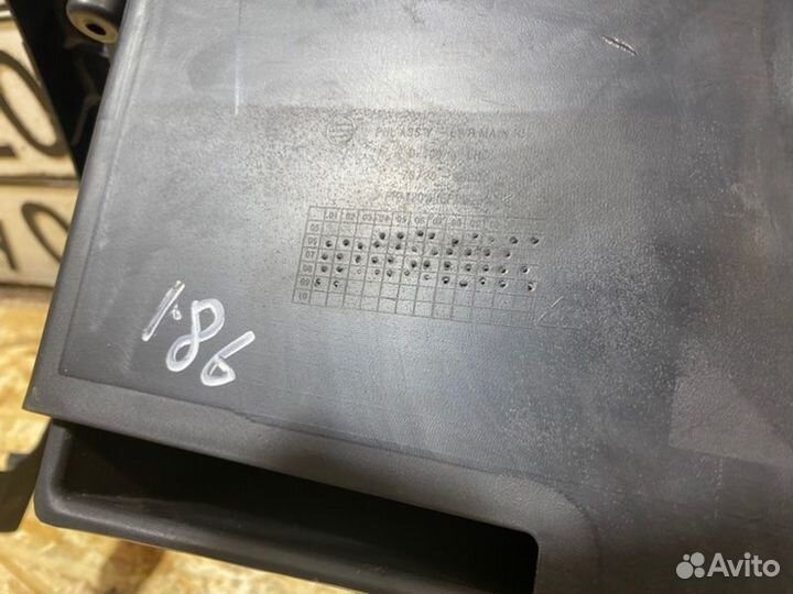 Бардачок Ssangyong Actyon Sports