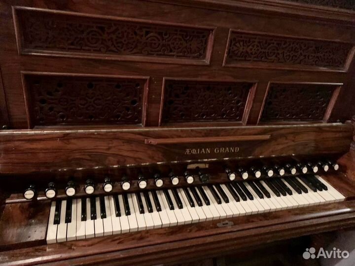 Антикварная фисгармония(орган)