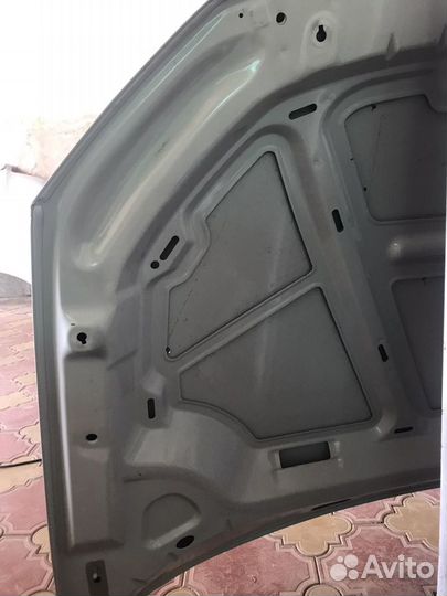 Капот Volkswagen jetta 6