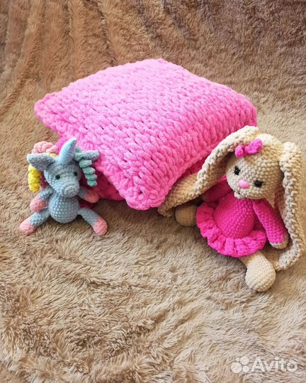 Плюшевый заяц