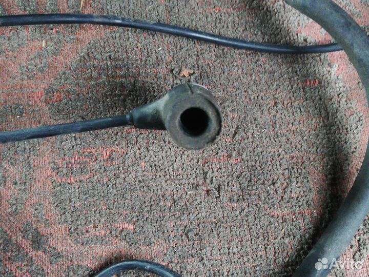 Трубка вентиляции клапанной крышки Форд Фокус 1