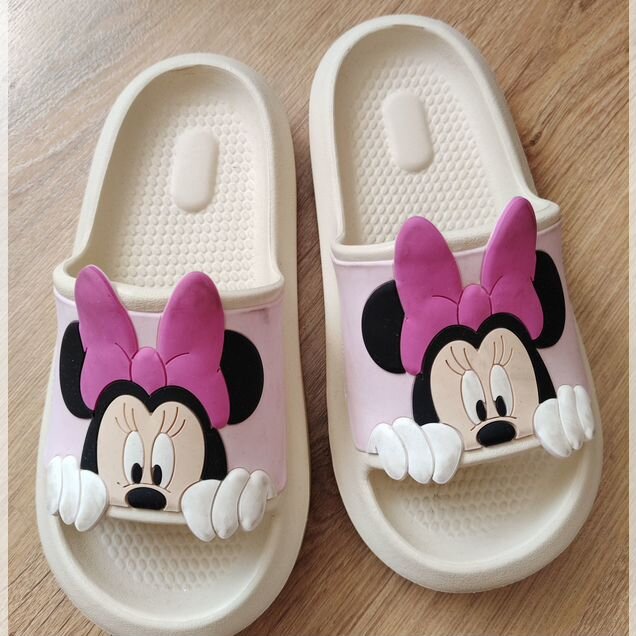 Сланцы Minnie Mouse
