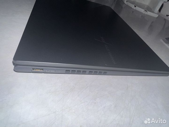 Ноутбук Asus Vivibook 16