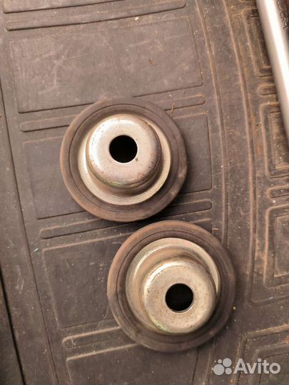 Чашки амортизатора фольксваген поло