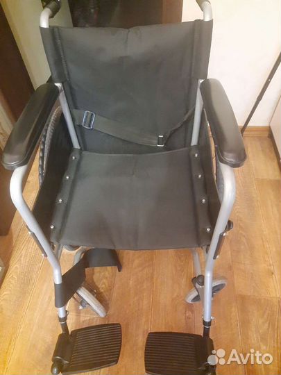 Коляска инвалидная