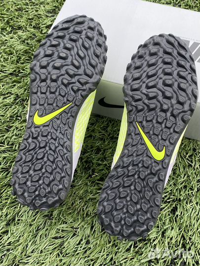 Сороконожки Nike Phantom