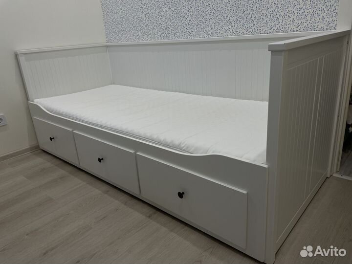 Кровать кушетка IKEA хемнэс