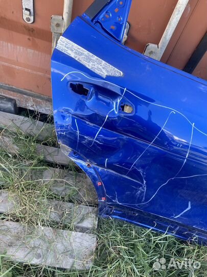 Задняя правая дверь киа селтос