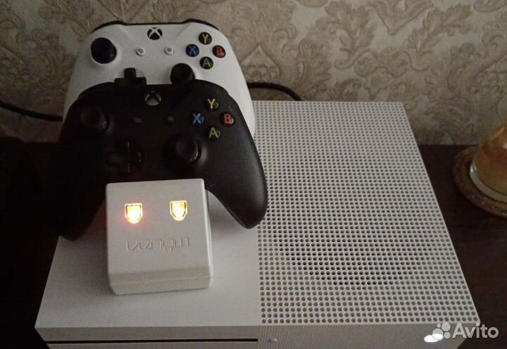 Xbox One s 1tb с играми