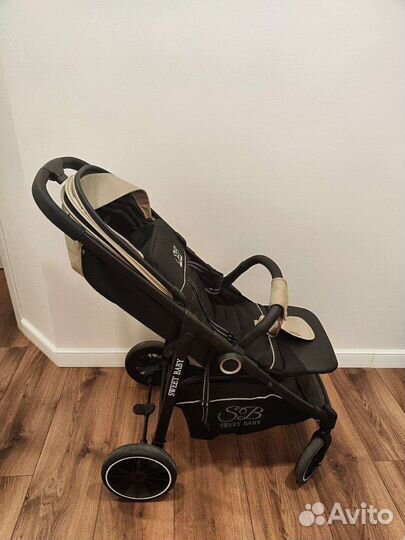 Коляска sweet baby