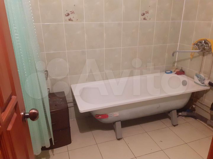 2-к. квартира, 80,1 м², 3/10 эт.