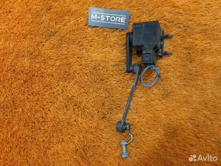 Датчик высоты дорожного просвета передний