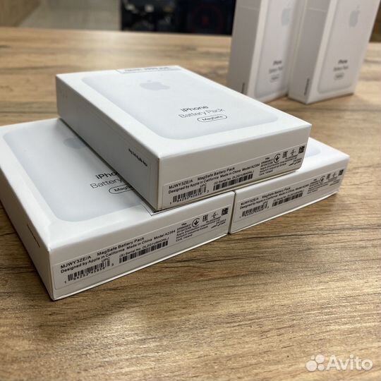 Портативный аккумулятор Apple MagSafe Battery Pack
