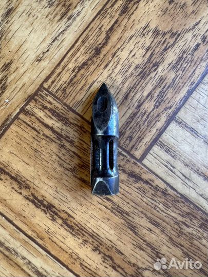 Челнок пуля для швейной машины зингер