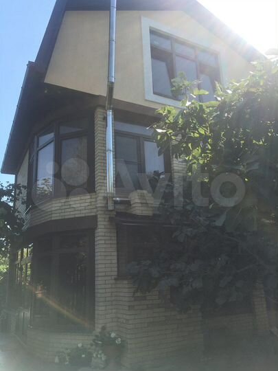 Дом 181 м² на участке 3 сот.