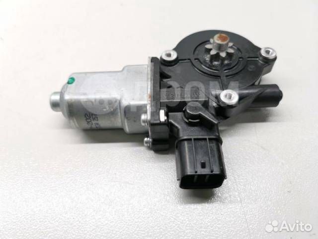 Мотор стеклоподьемника