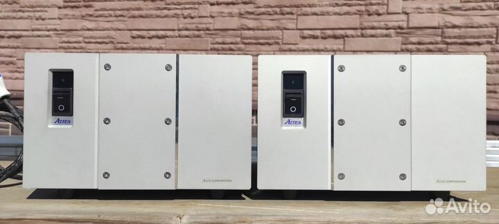 Altes LA202 Усилитель мощности - моноблоки